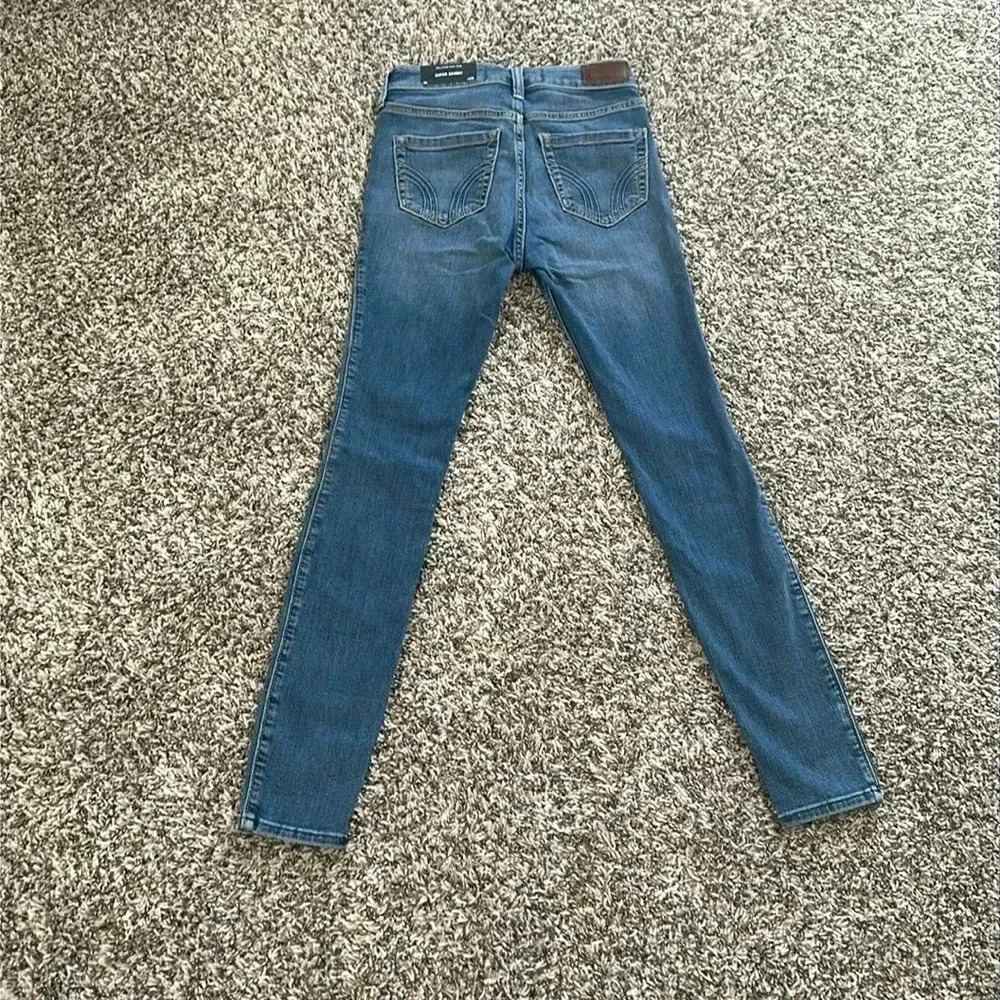 Hollister Women’s Jeans - Picture 2 of 6